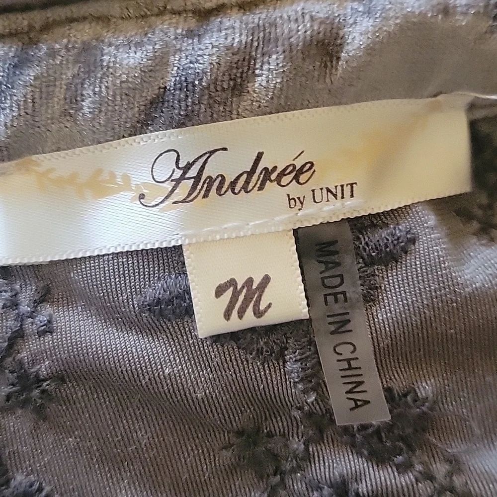 Andree BY UNIT Silver Crushed Velvet Velour Embroidered Castlecore Blouse